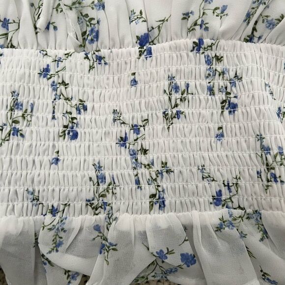 Forever 21 top scrunch tank floral white with blue flowers size small H237 - Picture 4 of 6